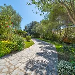 Garden Park 3*