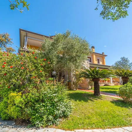 Pensionat Garden Park Olbia